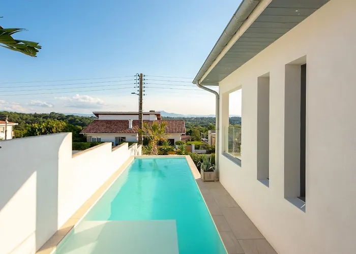 Blue Milady - Keyweek Swimming Pool Sea View Feriehus